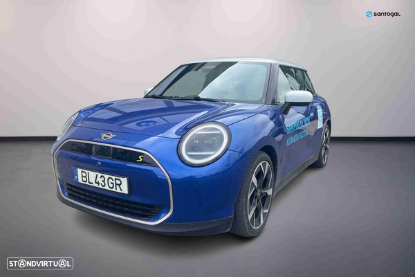 MINI 3 Portas Cooper SE Favoured XL
