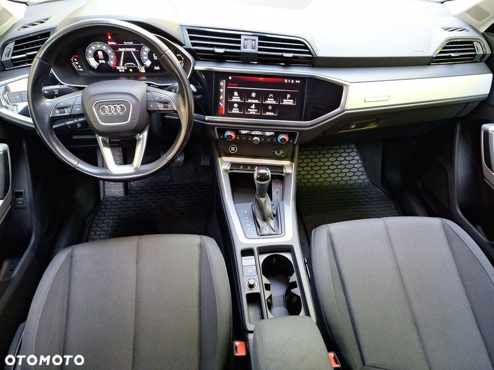 Audi Q3 35 TFSI S tronic - 11
