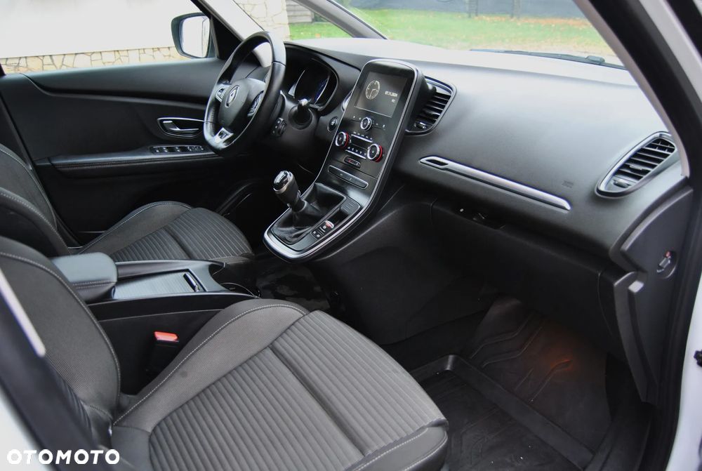 Renault Scenic BLUE dCi 120 BUSINESS EDITION - 7