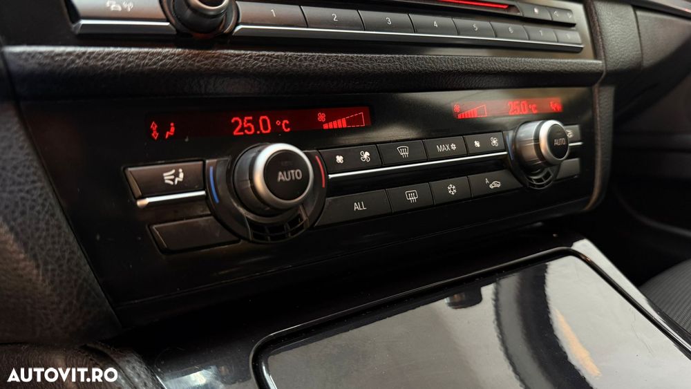 BMW Seria 5 520d - 22