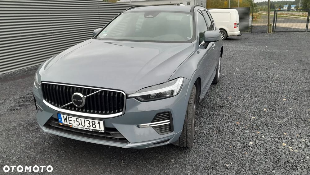 Volvo XC 60 D4 Momentum Pro - 2