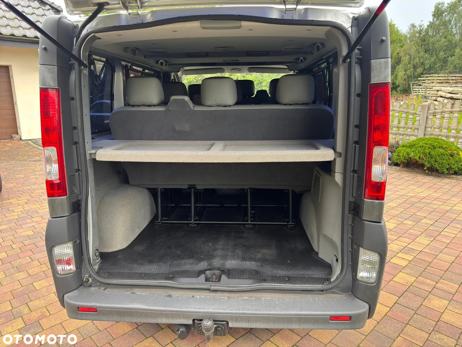 Opel Vivaro - 8