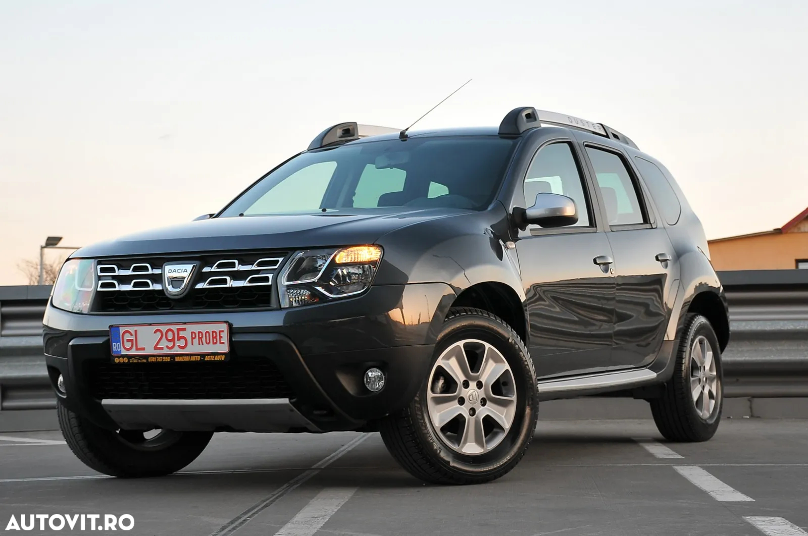 Dacia Duster 1.5 dCi 4x2 Laureate - 3
