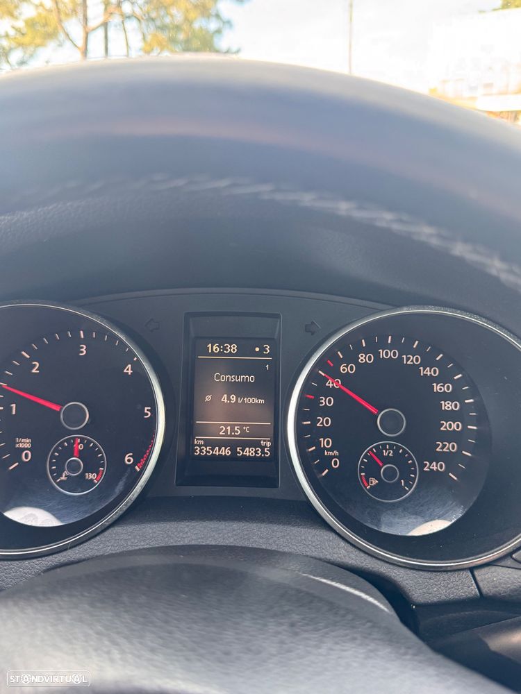 VW Golf 2.0 TDi Confortline - 8