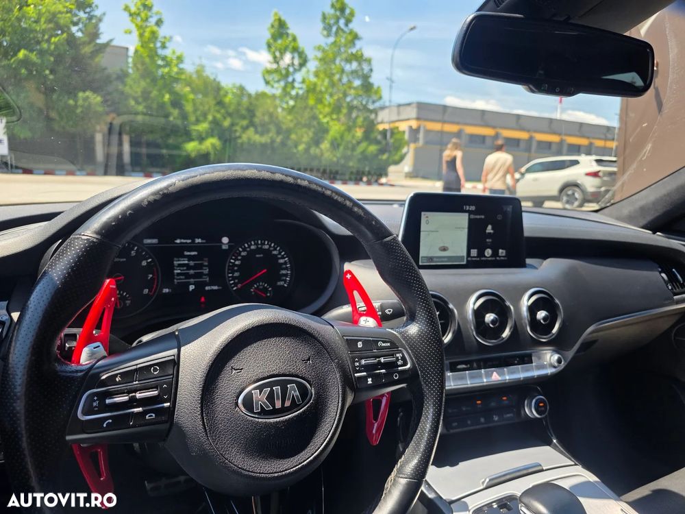 Kia Stinger - 3