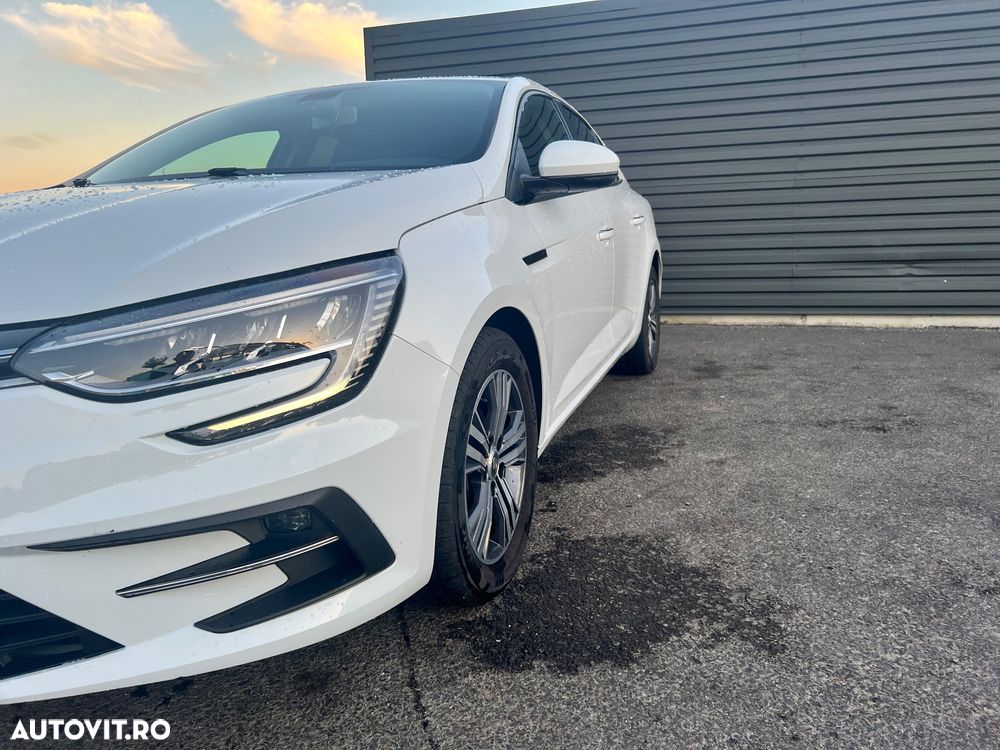 Renault Megane TCe 140 GPF Equilibre - 2
