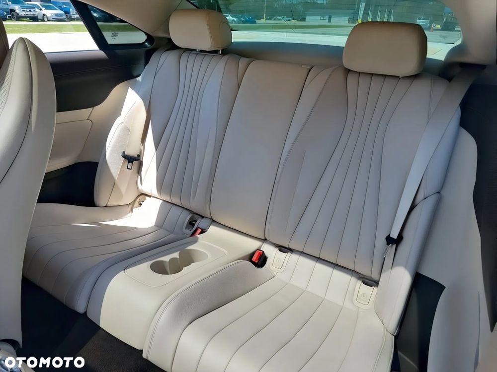 Mercedes-Benz Klasa E 450 4Matic 9G-TRONIC Avantgarde - 12