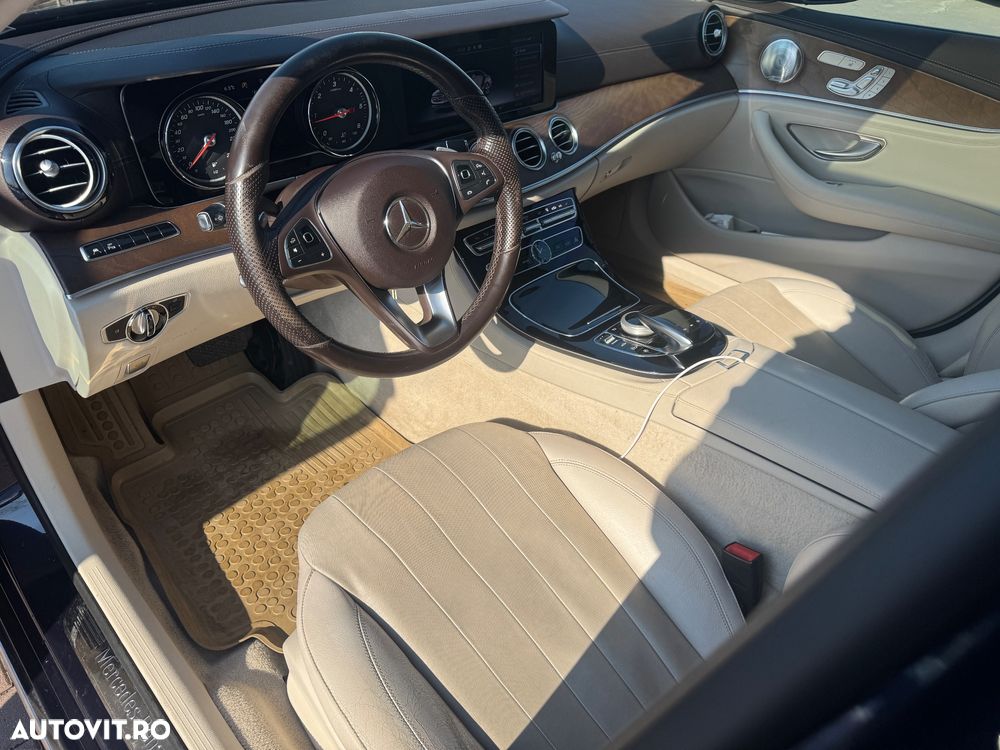Mercedes-Benz E 220 d 4MATIC Aut. - 30