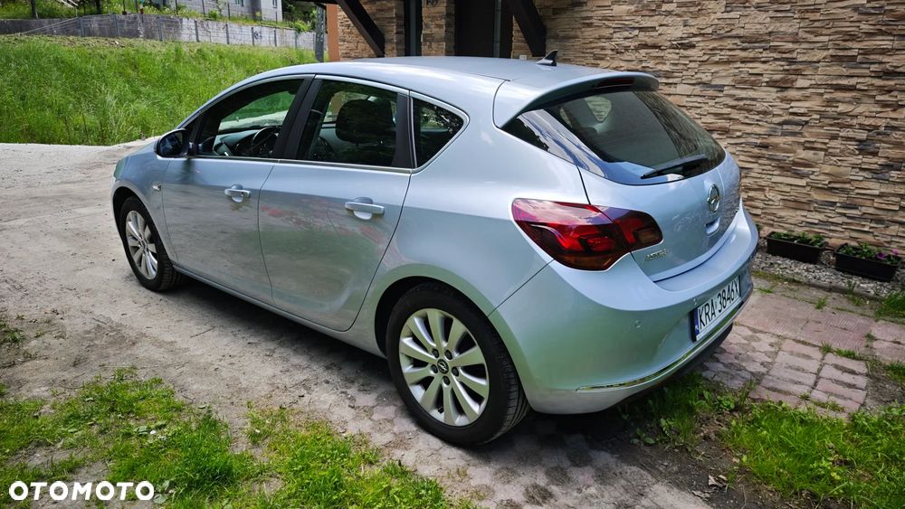 Opel Astra 1.6 CDTI Cosmo - 21