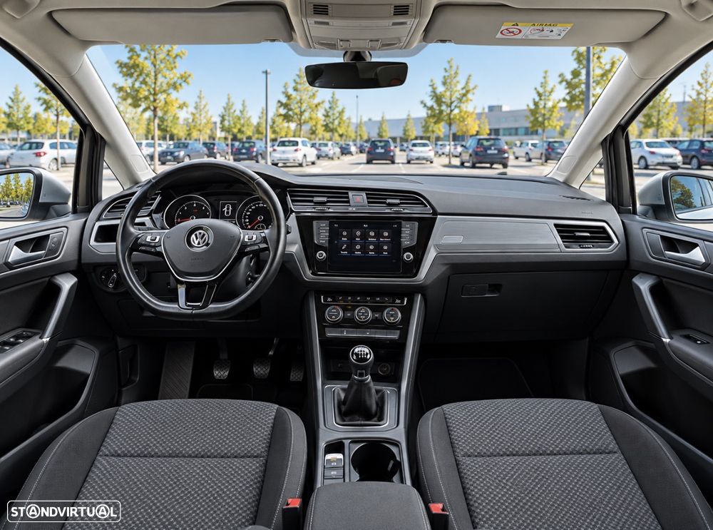 VW Touran - 3