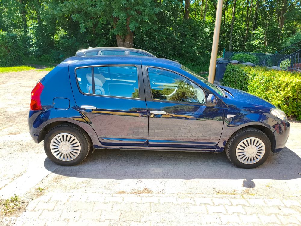 Dacia Sandero 1.2 16V Laureate - 4