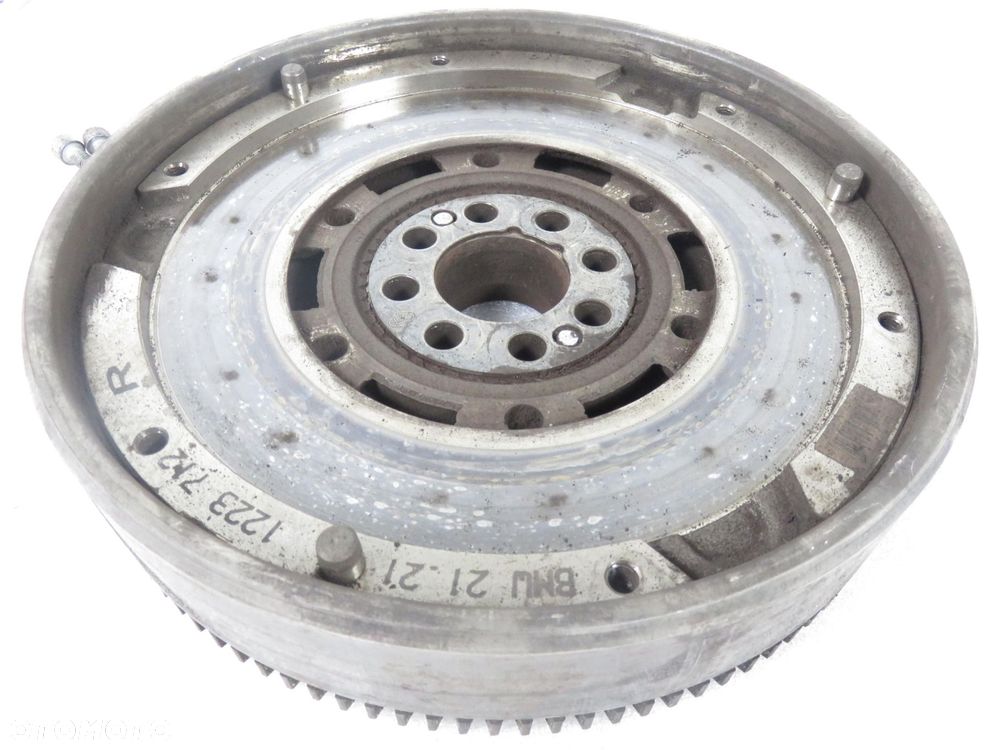 KOŁO DWUMASOWE BMW E46 320d 21211223712 1223685 - 7