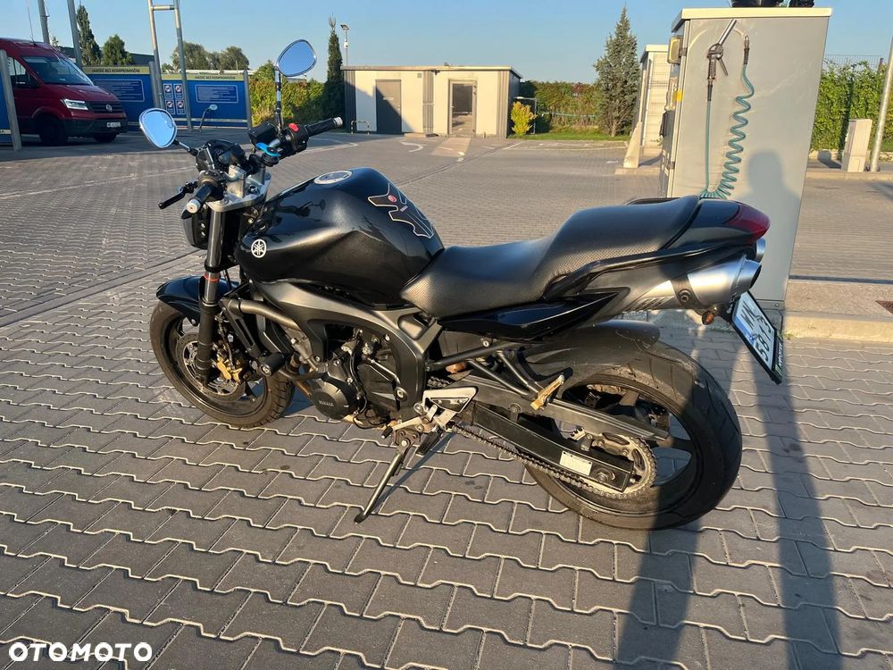 Yamaha FZ6 - 8