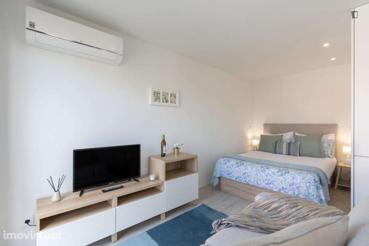 Apartamento com 1 quartos - localizado em Massarelos Porto - Grande imagem: 3/35