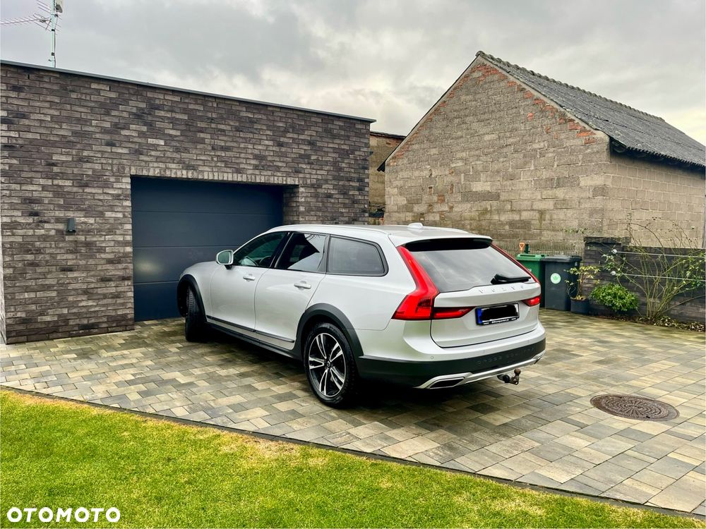 Volvo V90 Cross Country D4 SCR AWD Pro - 12