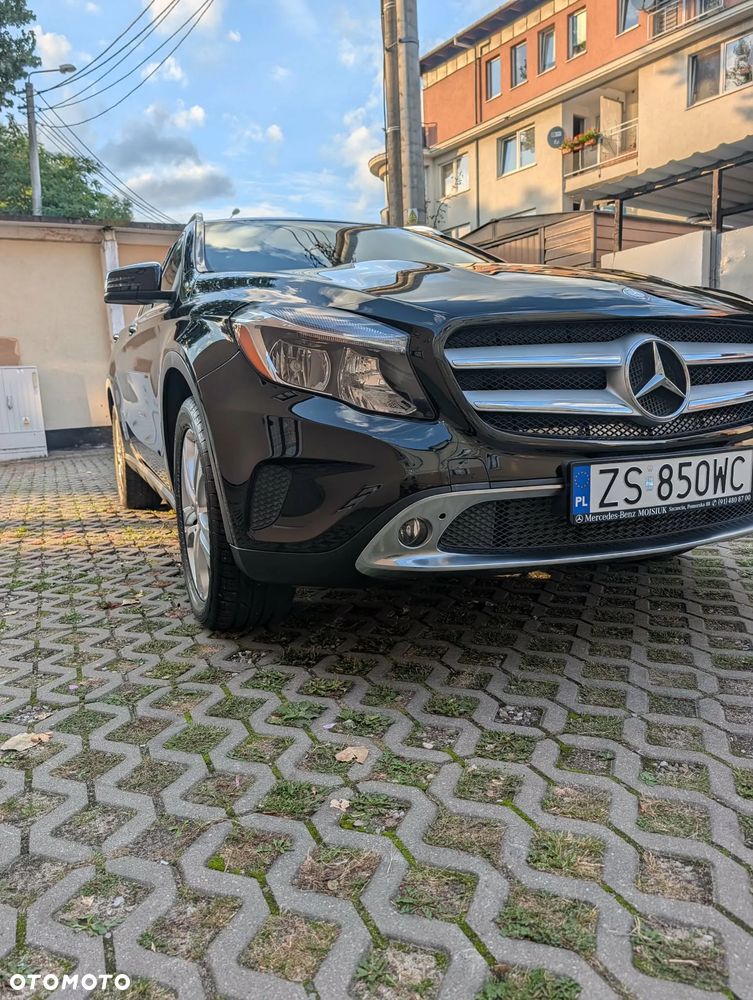 Mercedes-Benz GLA 250 7G-DCT UrbanStyle Edition - 4
