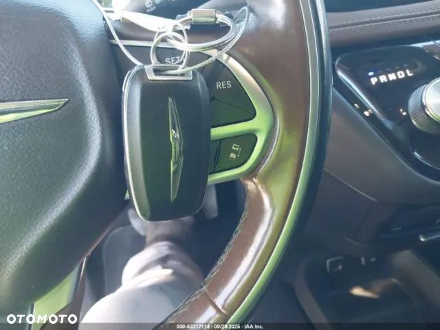 Chrysler Pacifica - 14