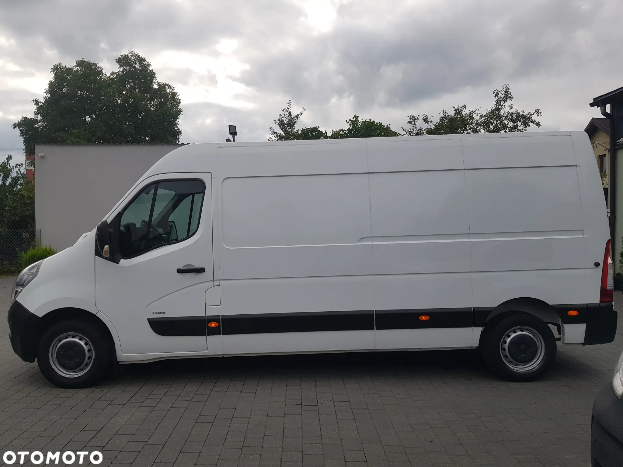 Opel Movano 2.3dCi   2.3CDTI L3H2 3.5t 135KM FWD 4d master - 2