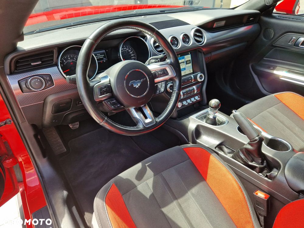 Ford Mustang 5.0 Ti-VCT V8 GT - 9