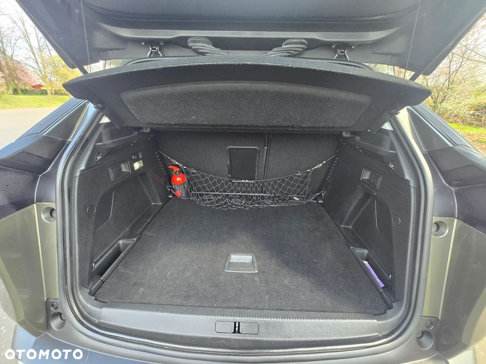 Peugeot 3008 1.6 BlueHDi Active S&S EAT6 - 12