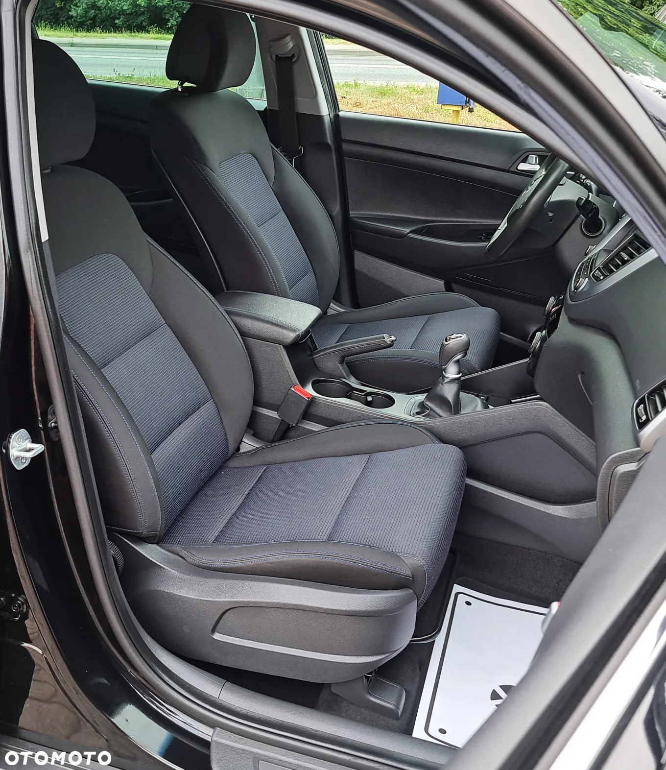 Hyundai Tucson 2.0 CRDi 2WD Style - 23