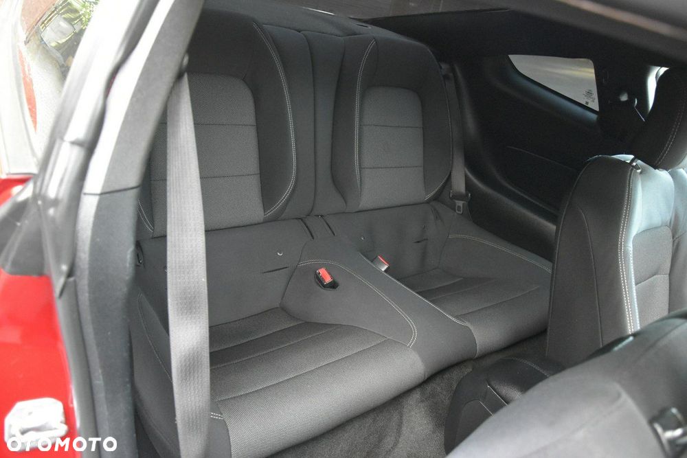 Ford Mustang - 12