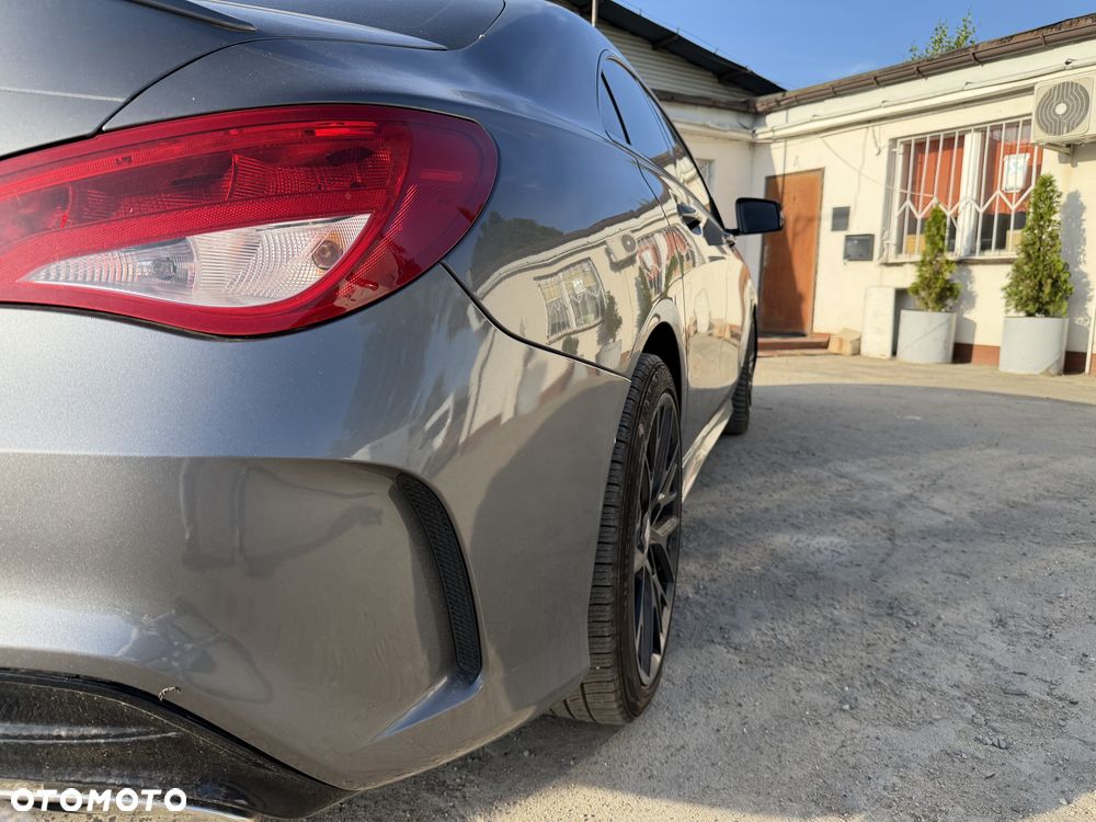 Mercedes-Benz CLA 250 AMG Line 7G-DCT - 15