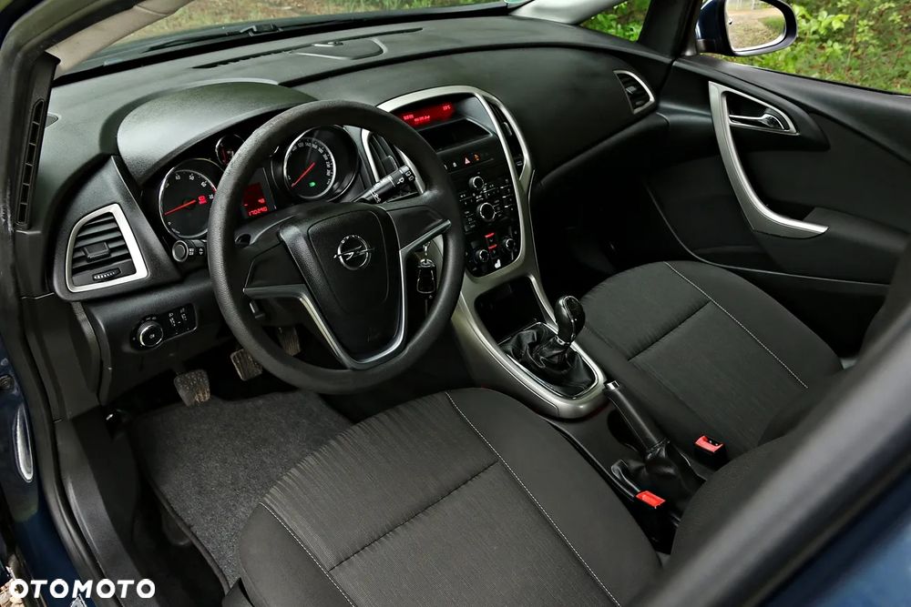 Opel Astra 1.6 - 6