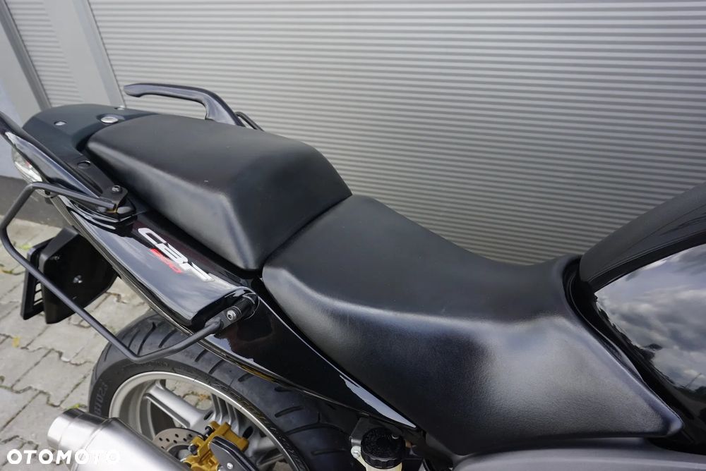 Honda CBF - 19
