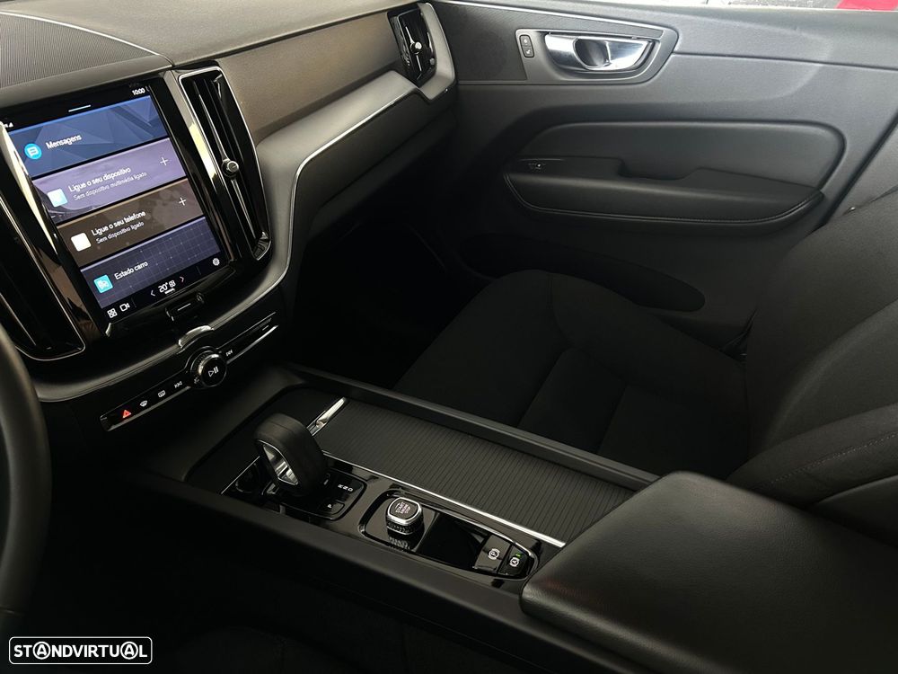 Volvo XC 60 2.0 T6 PHEV Inscription AWD - 28