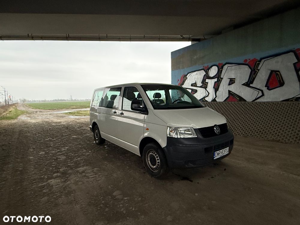 Volkswagen Transporter Caravelle Kurz Trendline - 3