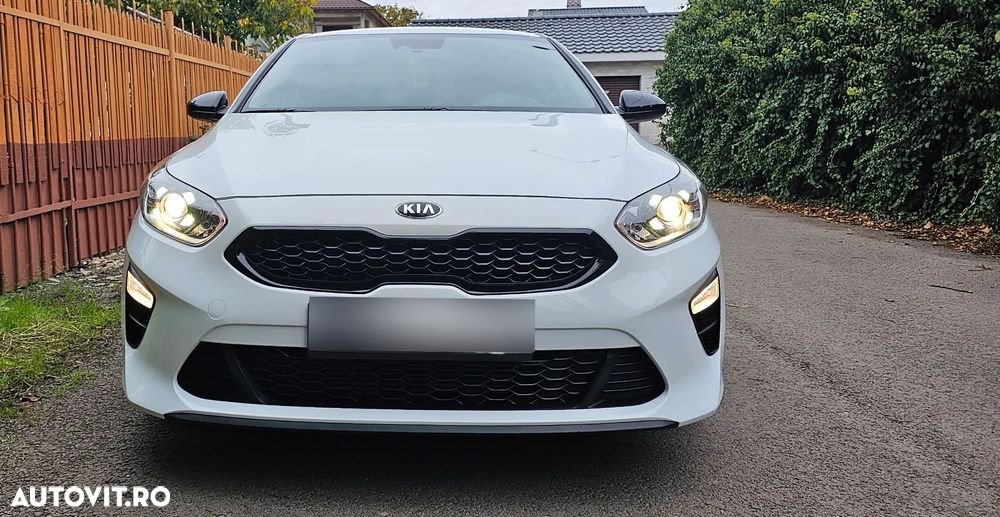 Kia Ceed - 5