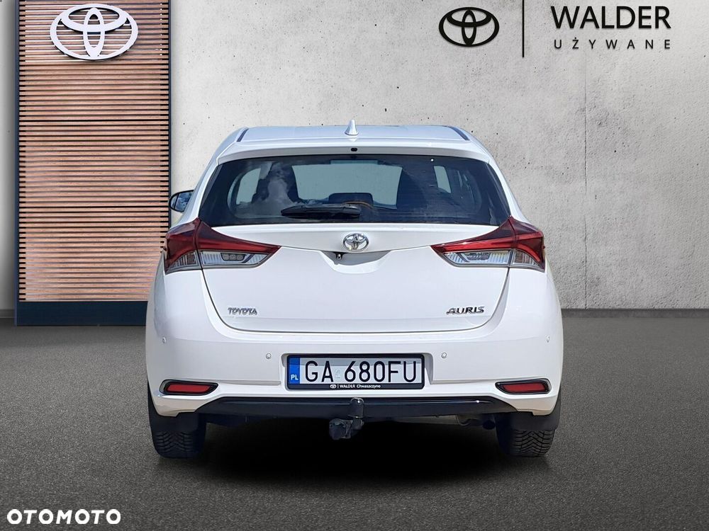 Toyota Auris - 4