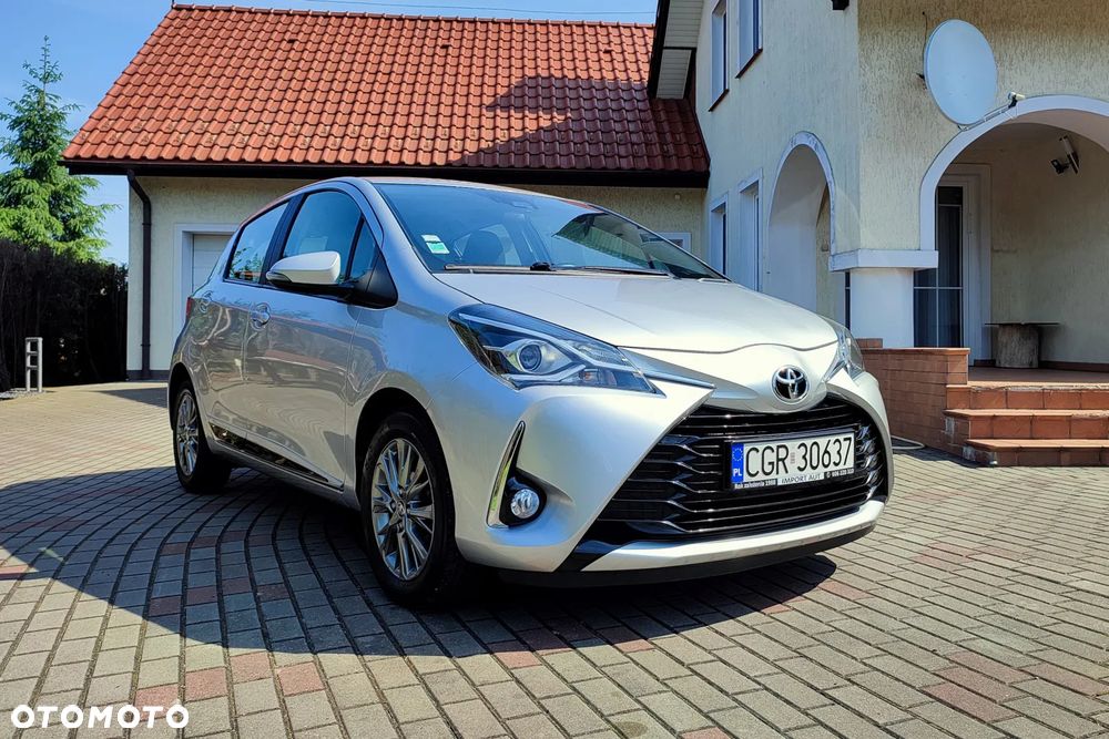 Toyota Yaris 1.0 Premium - 37