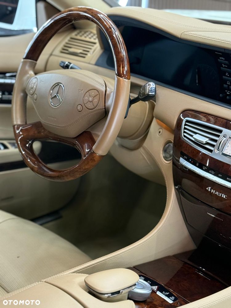 Mercedes-Benz CL - 27