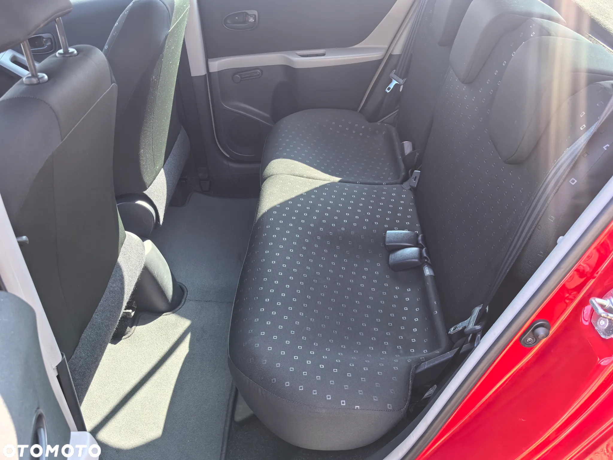 Toyota Yaris 1.0 Active - 31