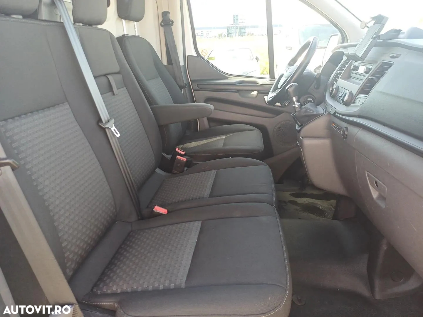 Ford Transit Custom - 19