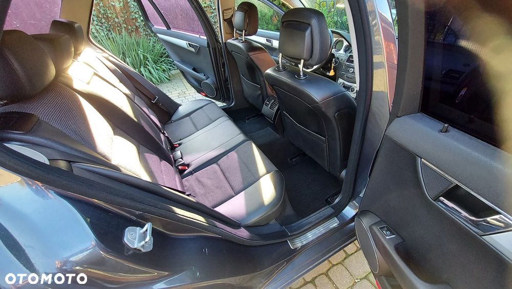 Mercedes-Benz Klasa C 200 CDI DPF Automatik Avantgarde - 10