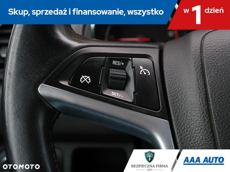 Opel Meriva - 17