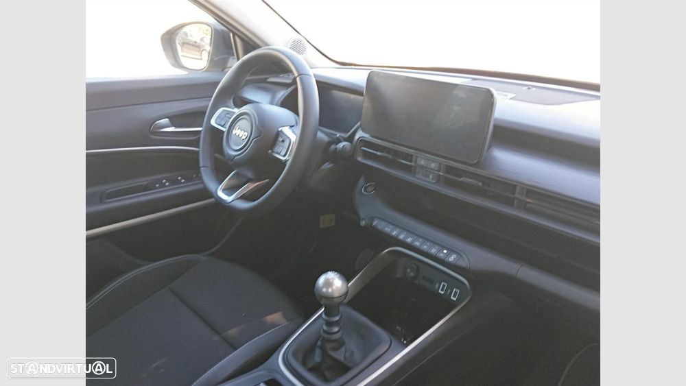Jeep Avenger 1.2 GSE T3 Altitude - 21