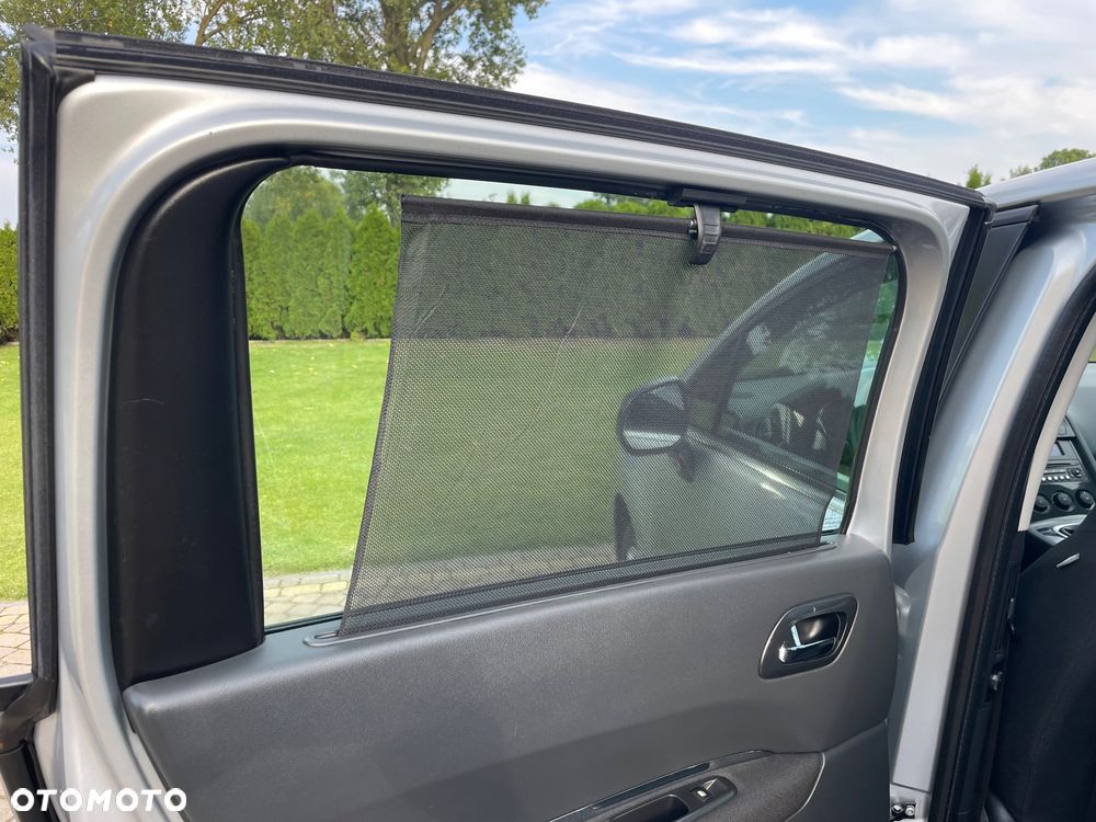 Peugeot 5008 - 29