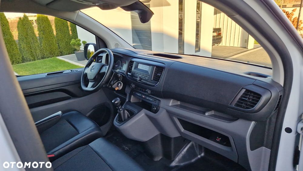 Opel Vivaro - 12