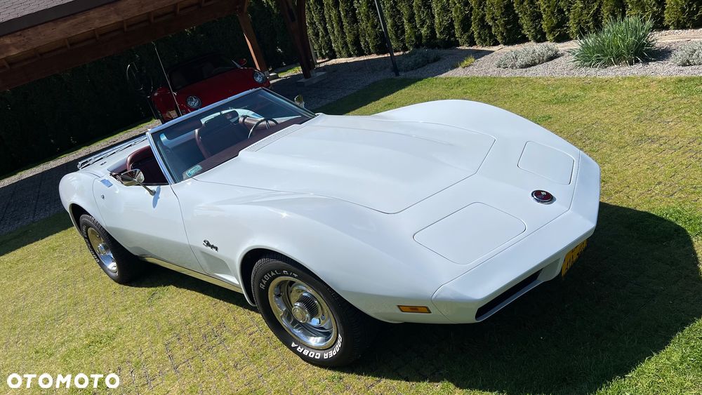 Chevrolet Corvette - 27