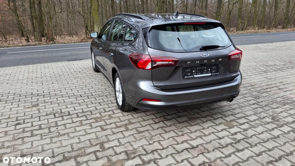 Ford Focus 1.5 EcoBlue Start-Stopp-System COOL&CONNECT - 12