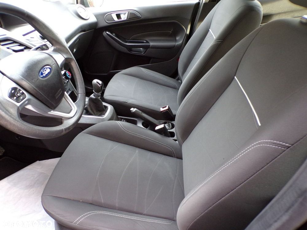 Ford Fiesta - 18
