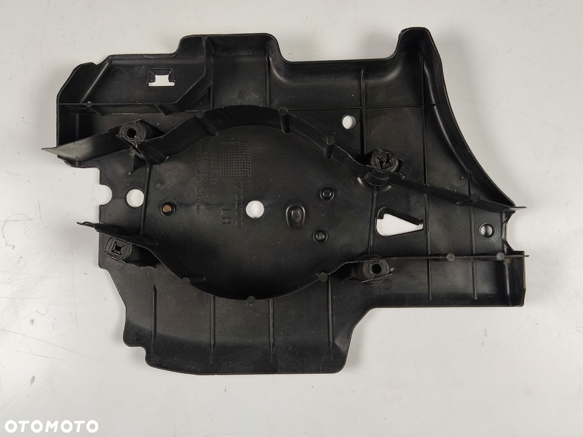 VOLVO XC40 2.0T 17-21r Osłona Wahacza Tył Lewy - 4