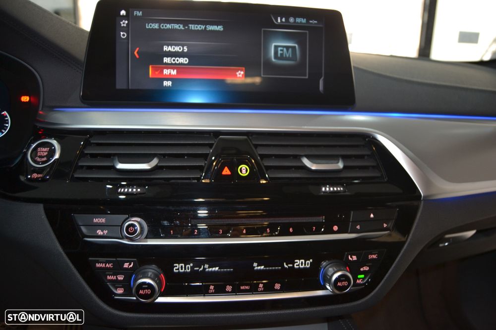 BMW 520 d xDrive Line Luxury Auto - 16