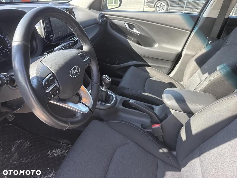 Hyundai i30 1.5 DPI Smart - 11