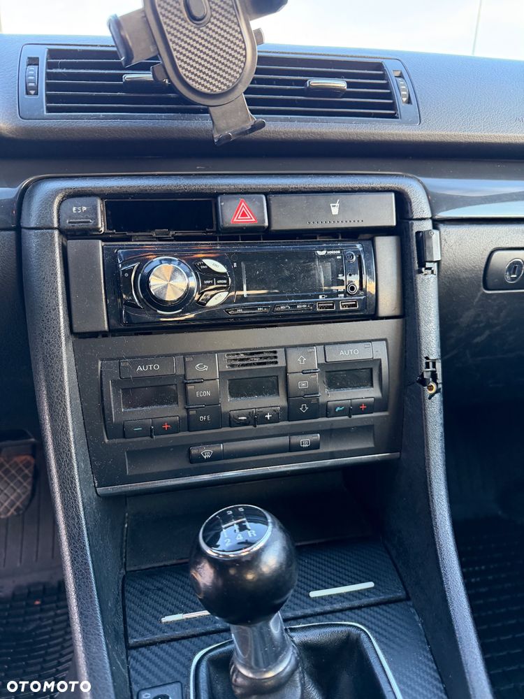 Audi A4 Limousine 1.8T - 13