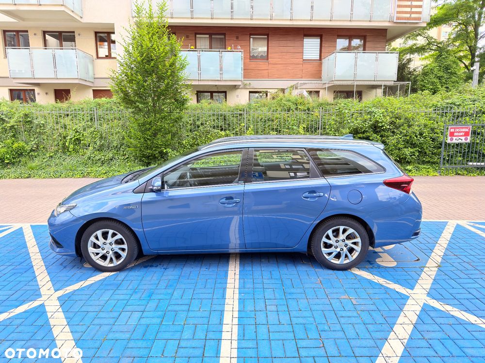 Toyota Auris Hybrid 135 Active - 6